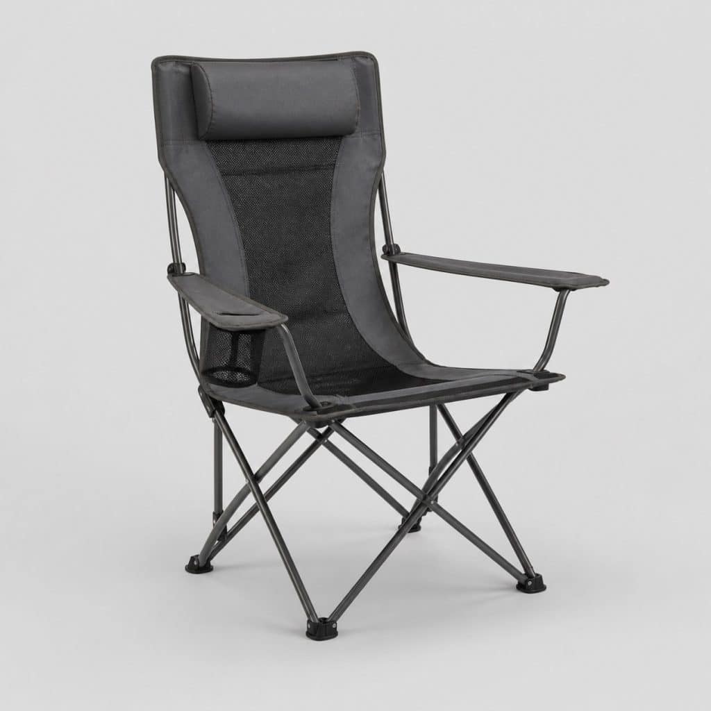 Chaise de camping pliante à dossier haut et appui-tête sur fond clair